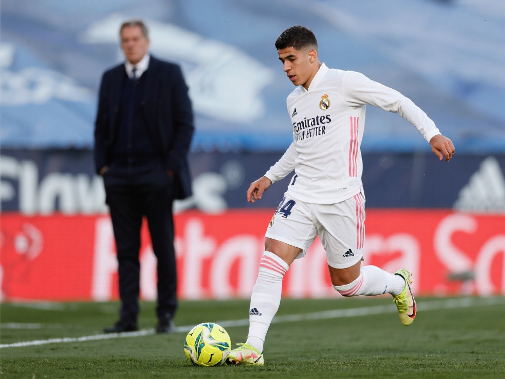 足球更深层 足球更深层